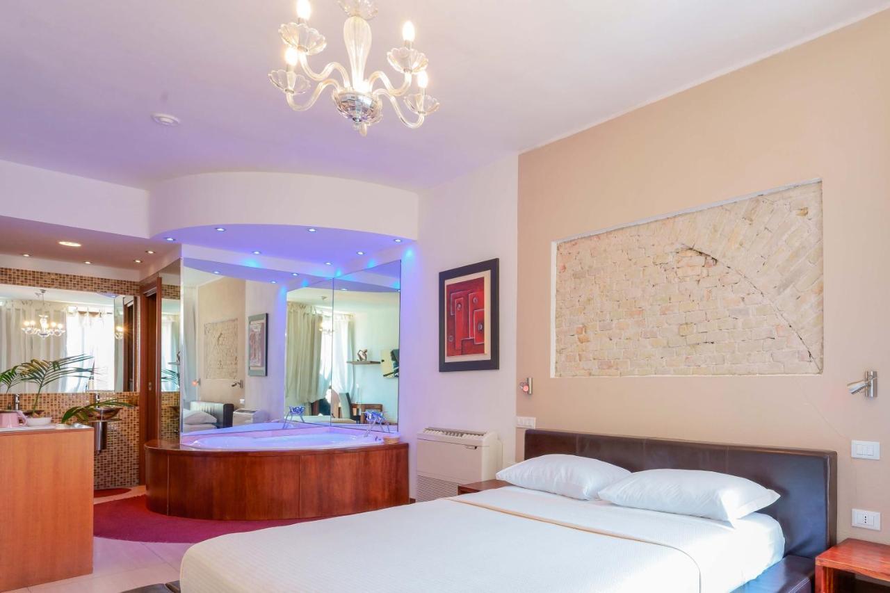 Queen Room Spa Bath
