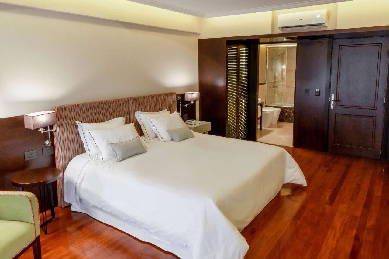 Suíte com Cama King-size - Não Fumantes
