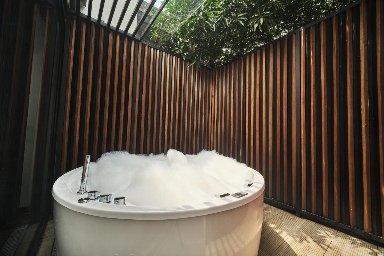 Suite Terrace,1187394730:JPEG