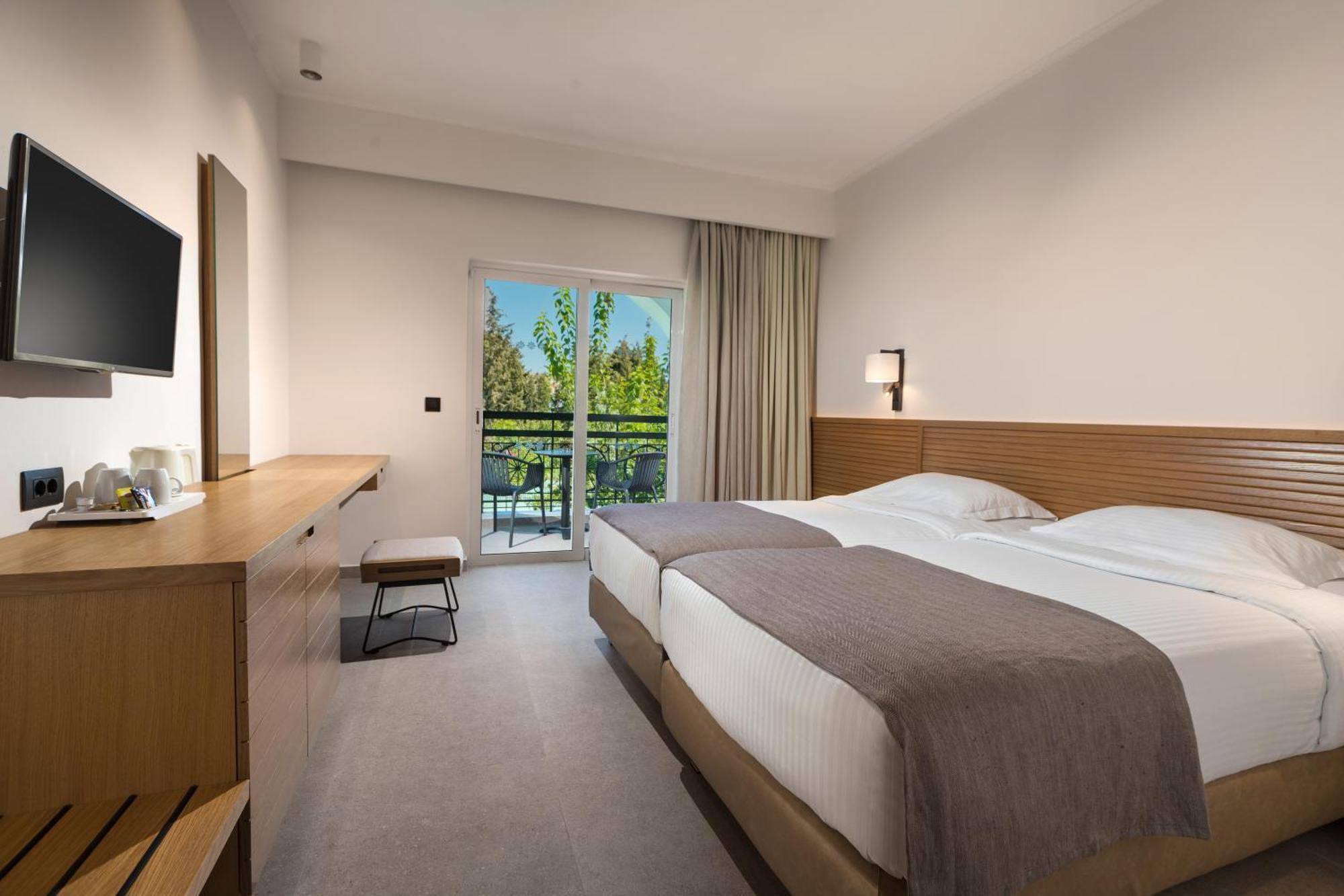 Premium Single Room,1207956514:JPEG