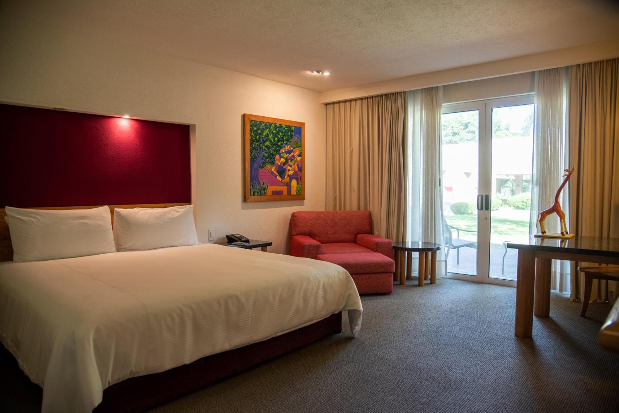Camino Real Club Executive King  Breakfast Included Adults Only