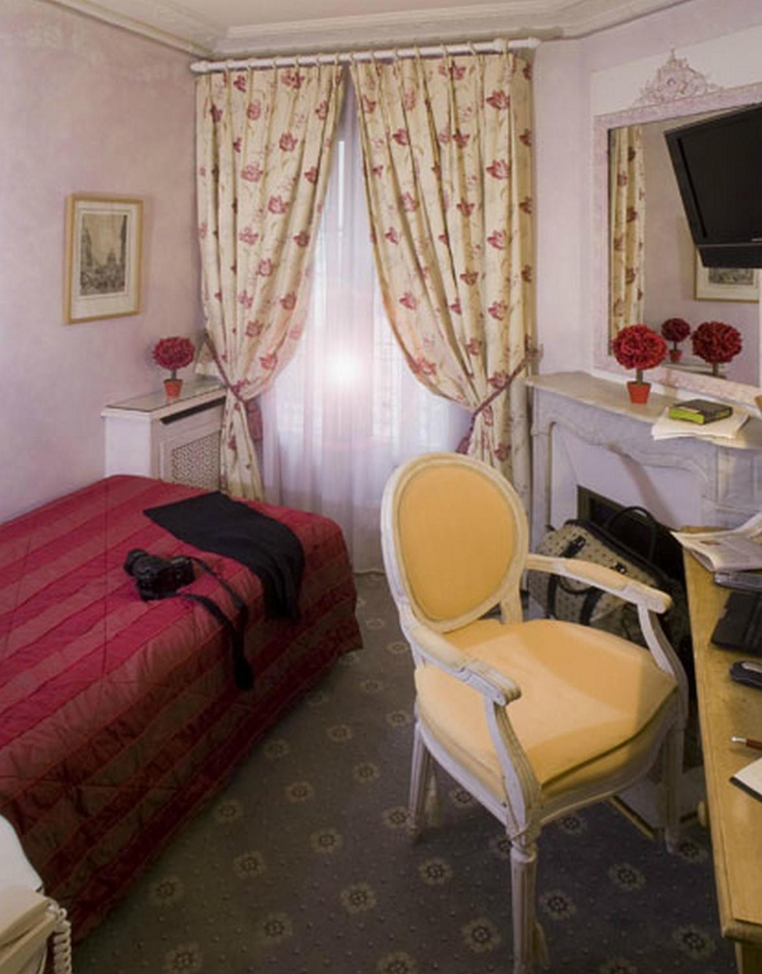 Standard Room,1437038338:JPEG