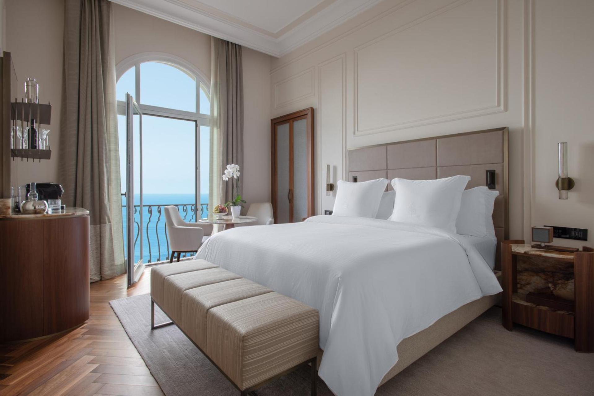 Premium Kamer met Kingsize Bed en Uitzicht op Zee