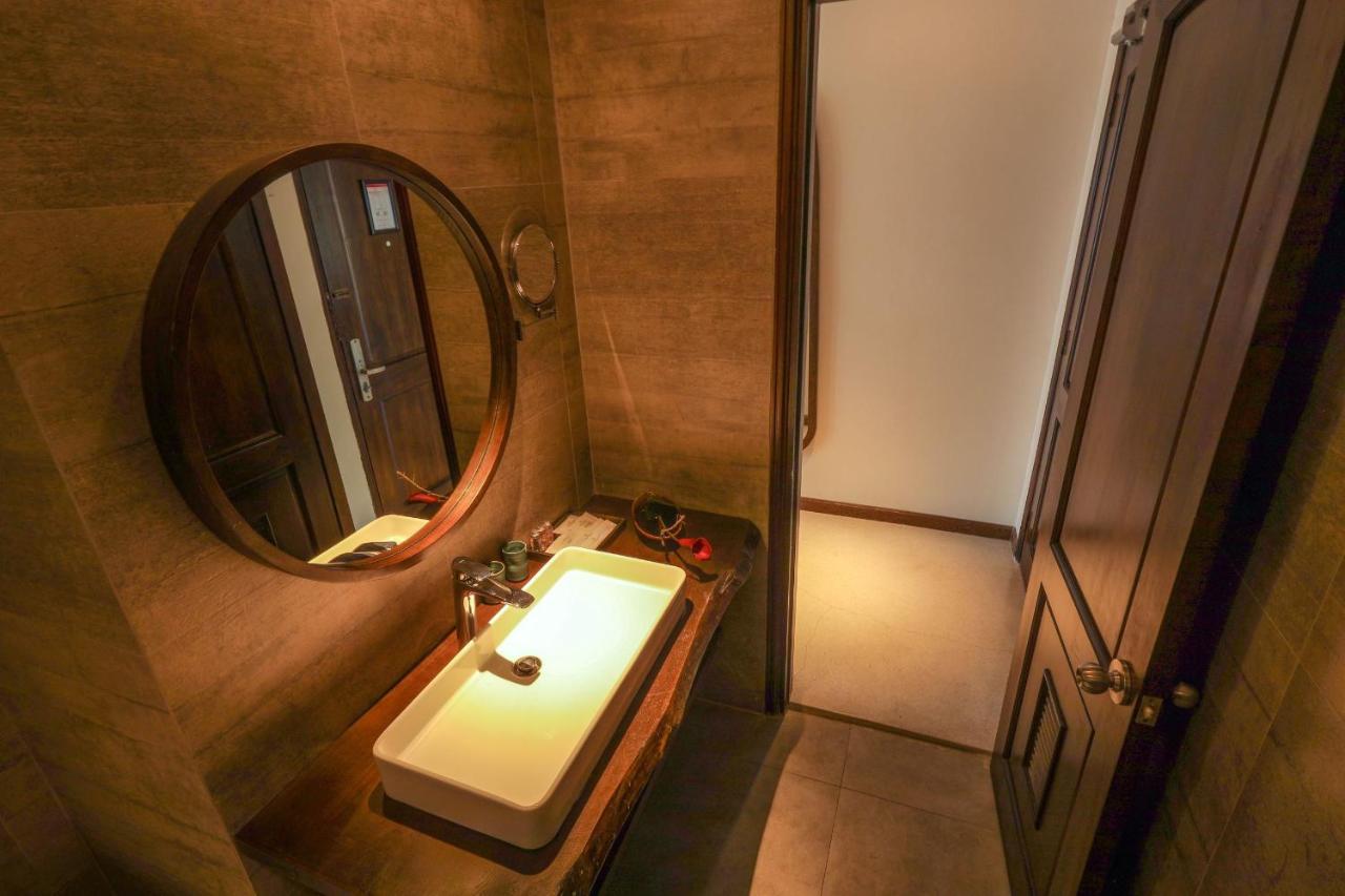 Premier Double Room with Free minibar