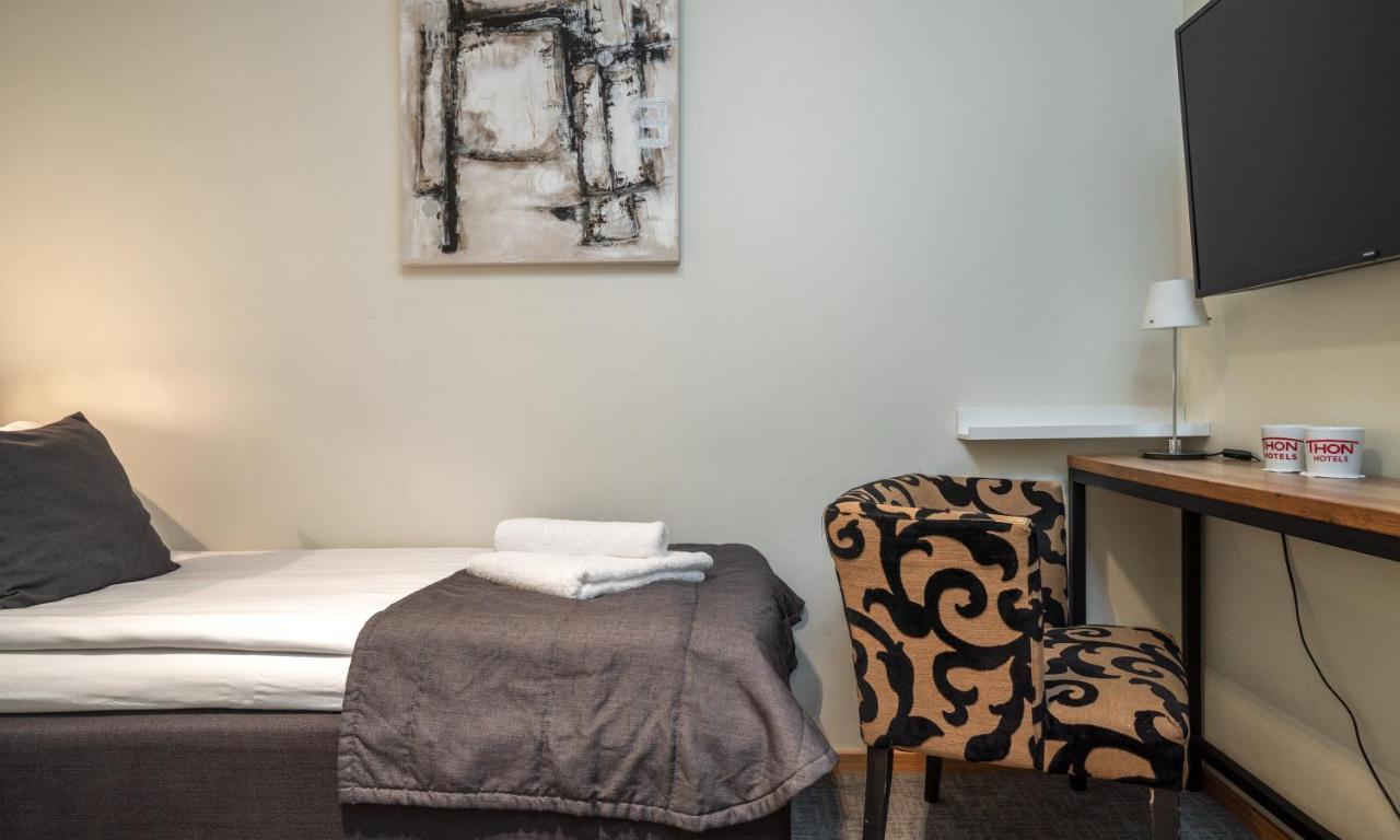 Chambre Simple Modérée sans Fenêtre