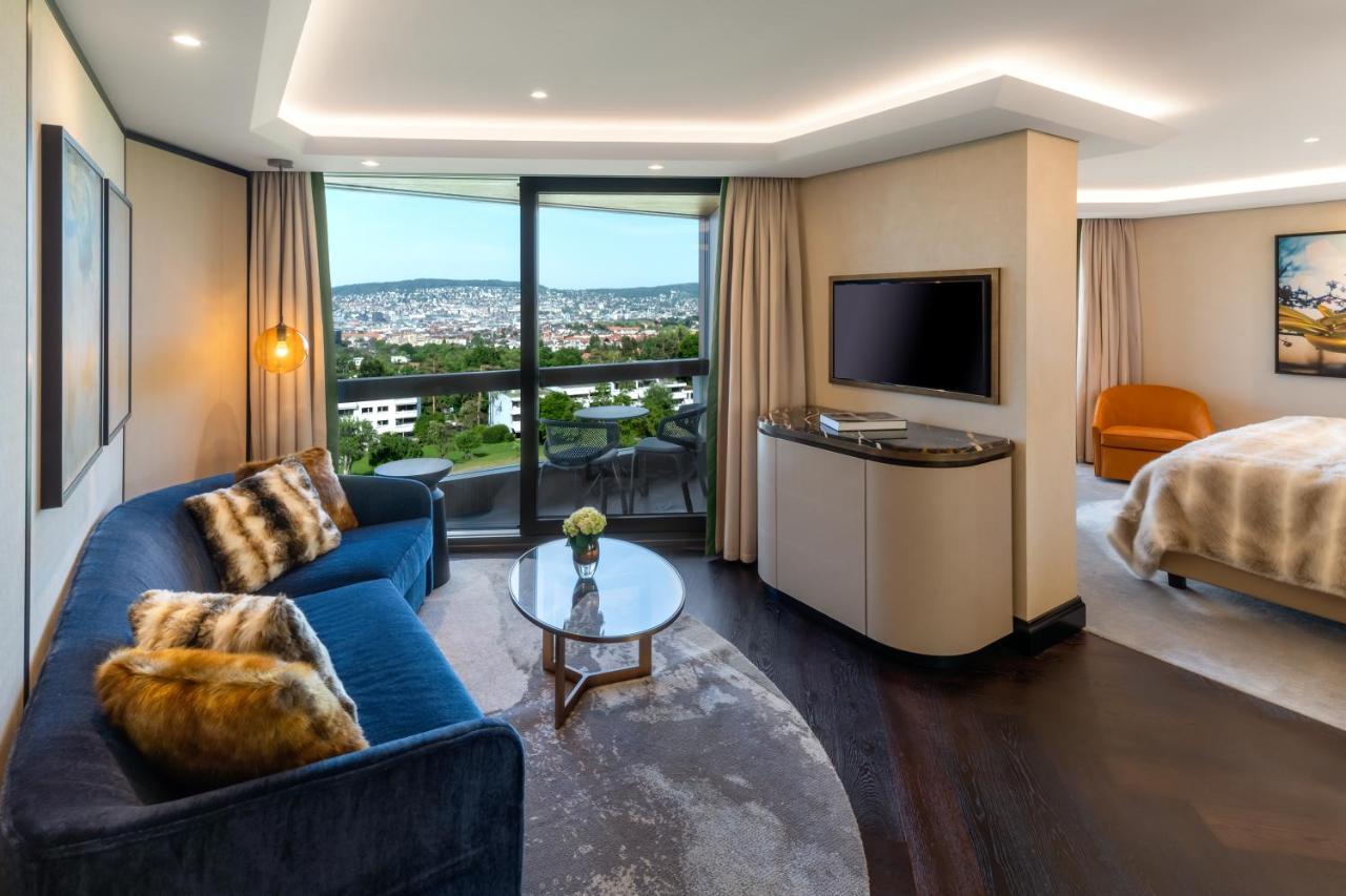 Junior Suite w/Balcony,1238907610:JPEG