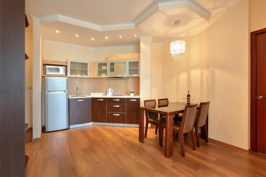 Two-Bedroom Apartment,631246950:JPEG