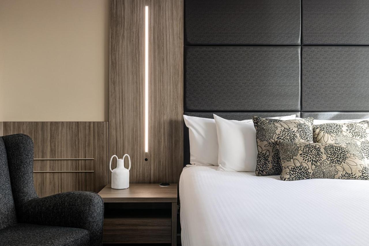 King Spa Room