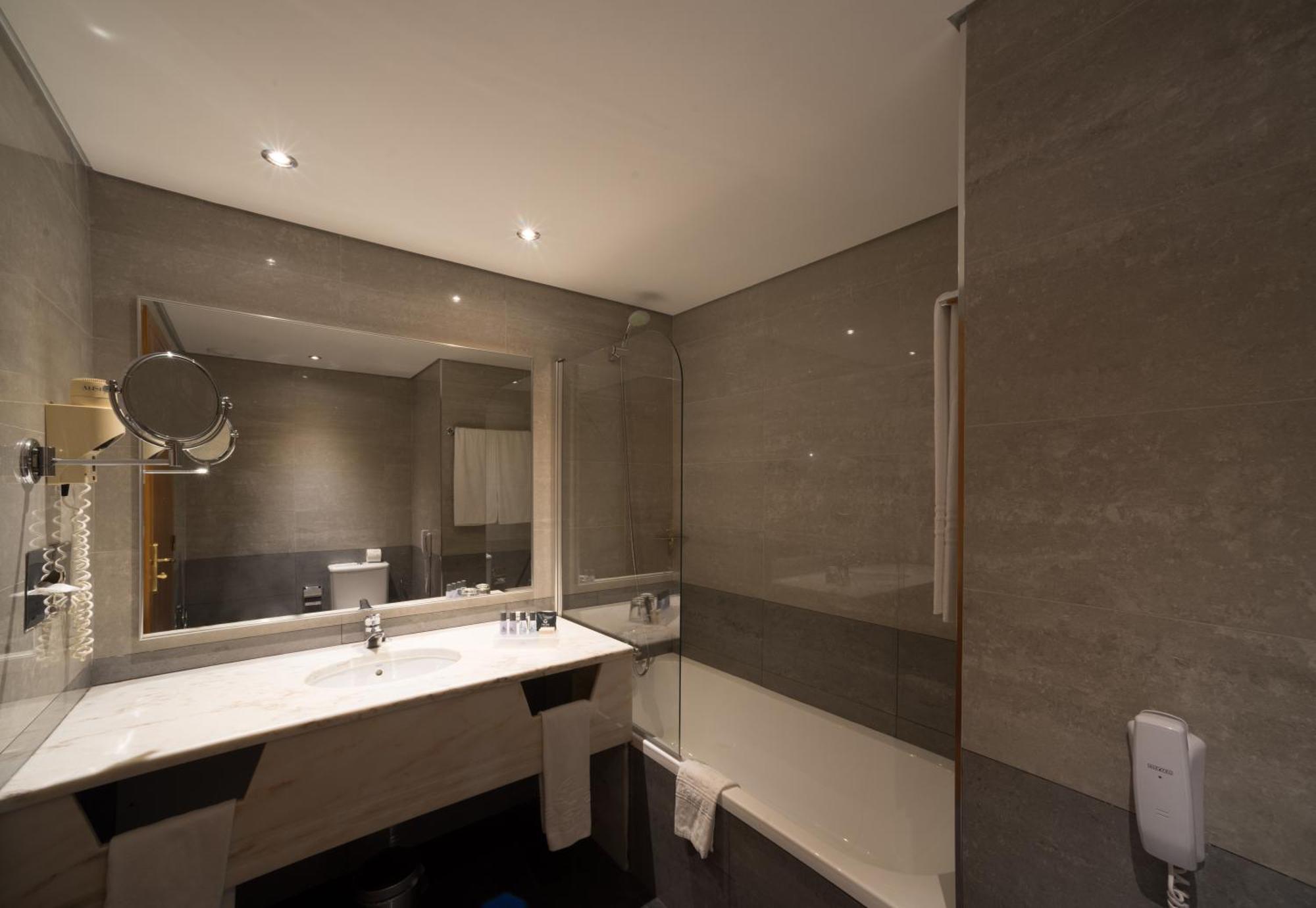 Quarto Superior com 2 Camas de Solteiro