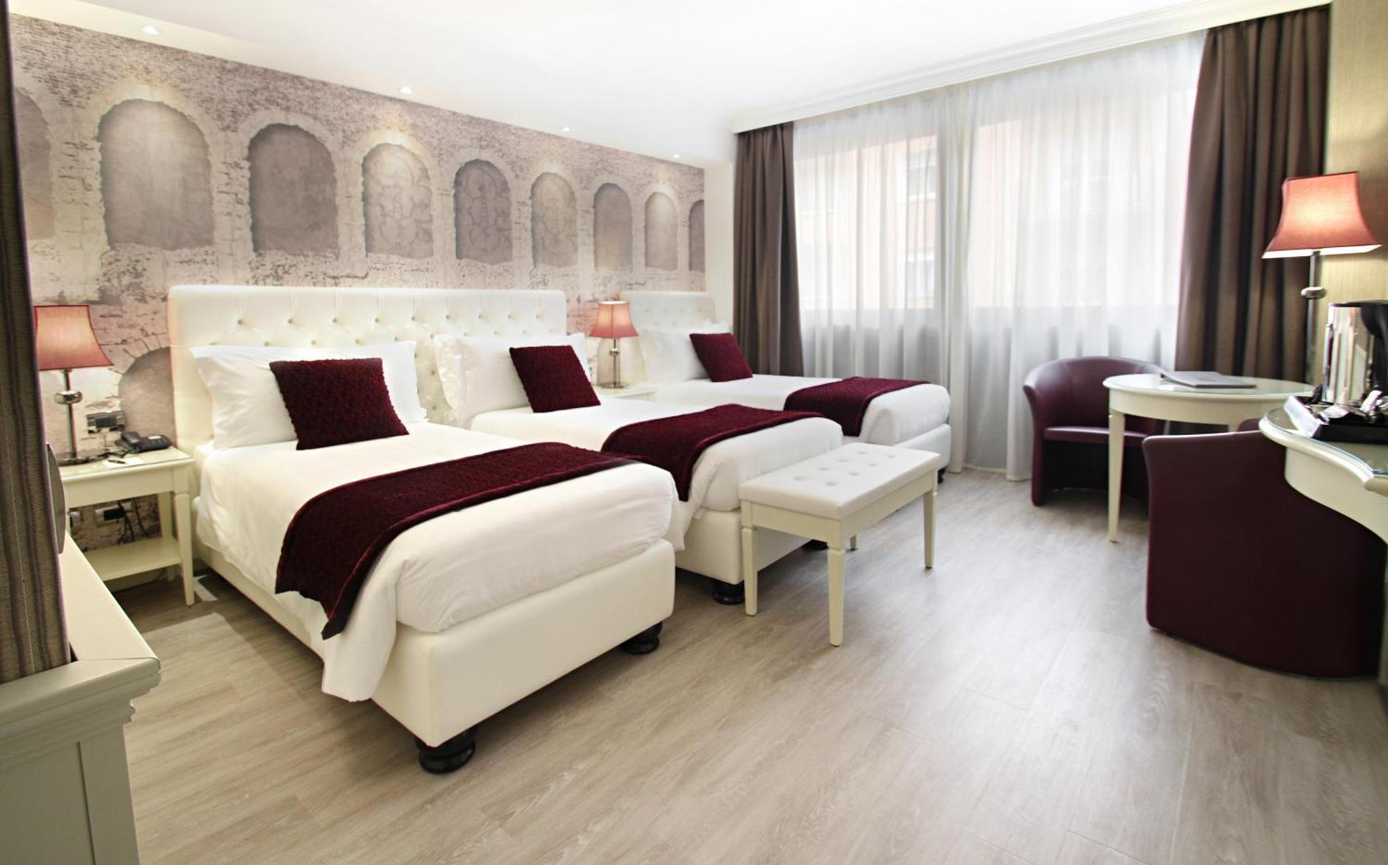 Deluxe Dreibettzimmer