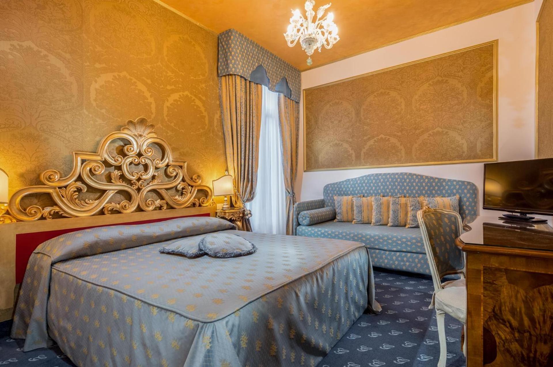 Superior Double Room Extra Bed