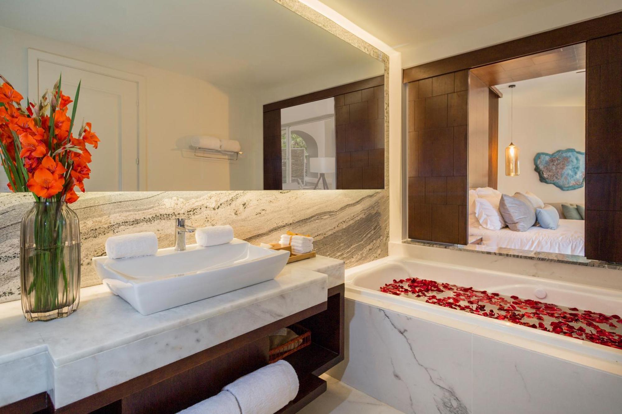 Junior Suite King