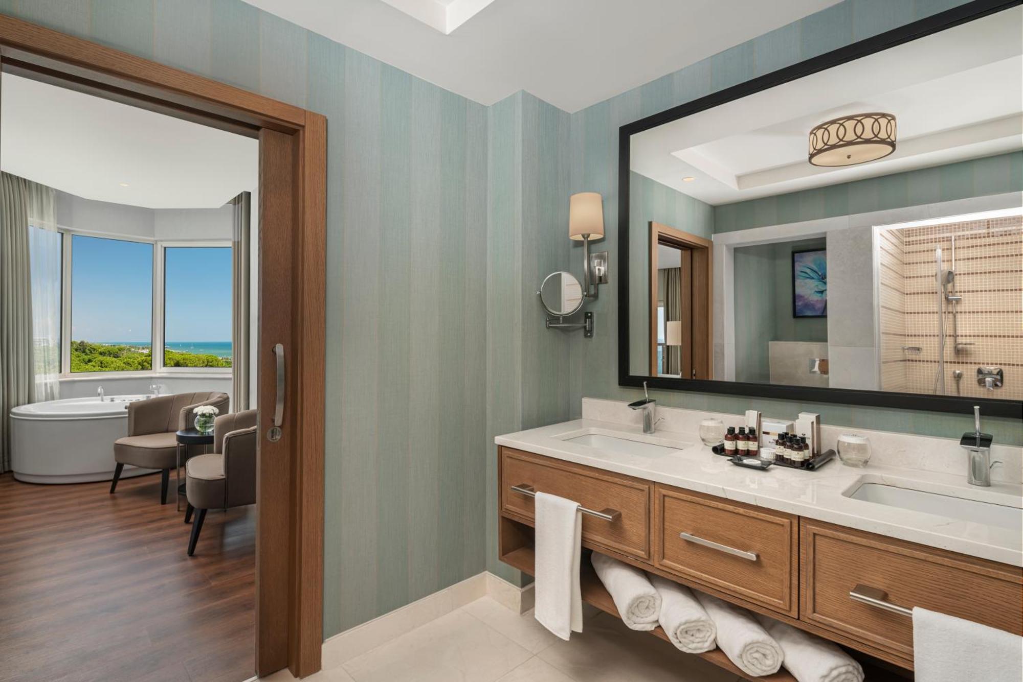 Excellent Suite