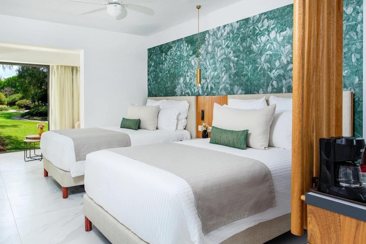Deluxe Double Room Garden View