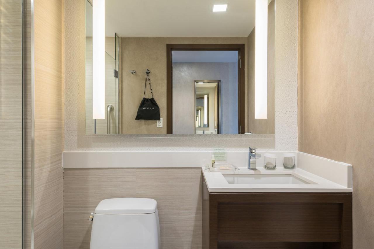 King Room Mobility Access or Hearing Accessible
