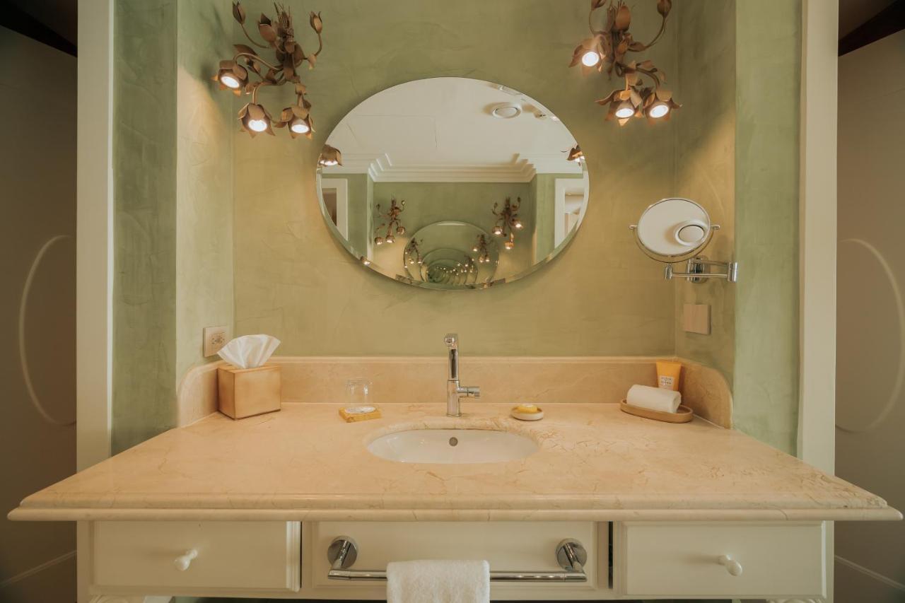 Luxury Pool Junior Suite