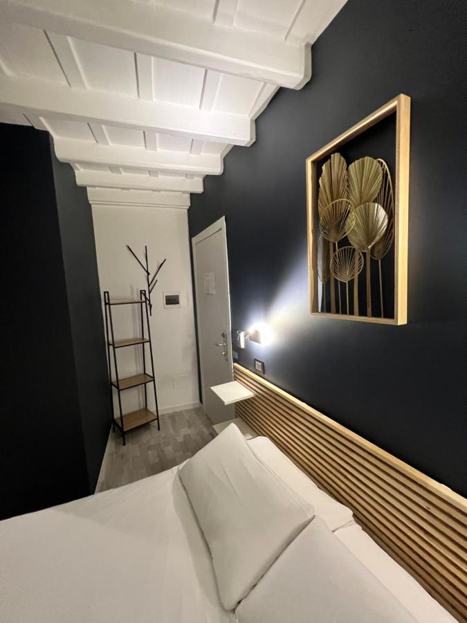 Double Room,1360038419:JPEG
