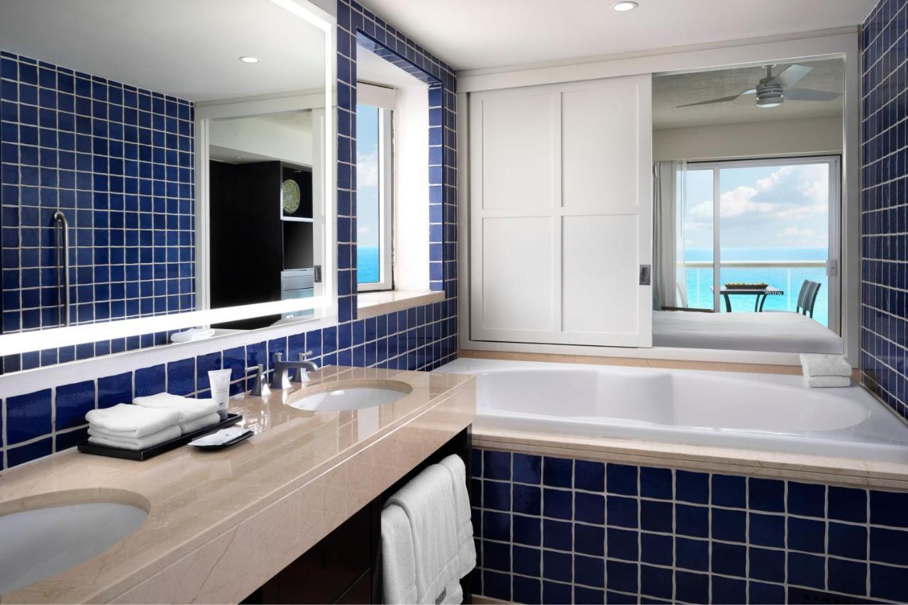One-Bedroom Villa Whirlpool Ocean View