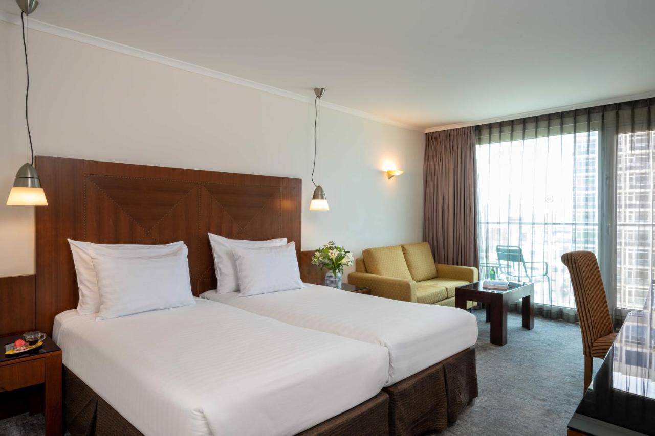 Deluxe King Room Sea View