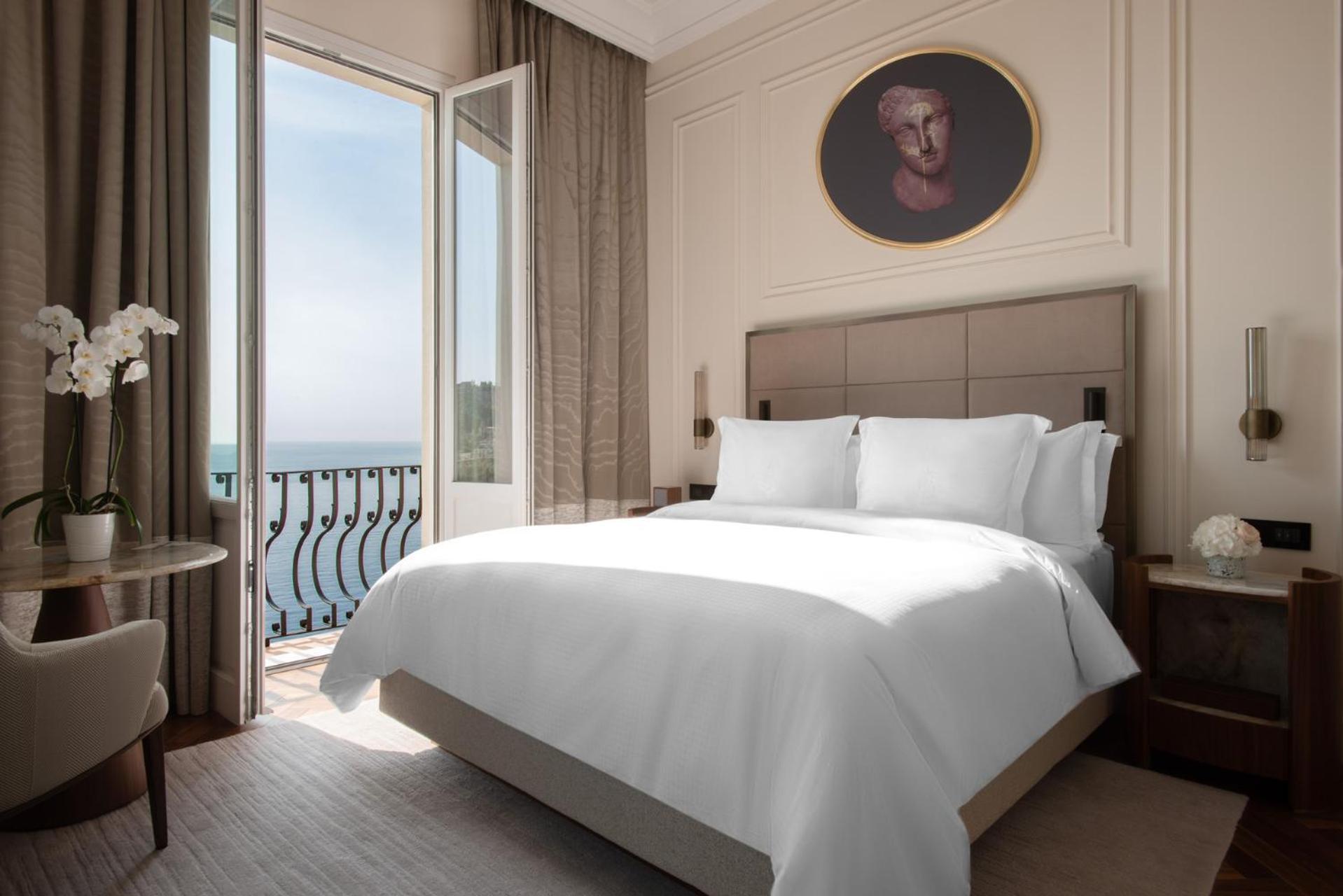Deluxe Kamer met Kingsize Bed en Uitzicht op Zee