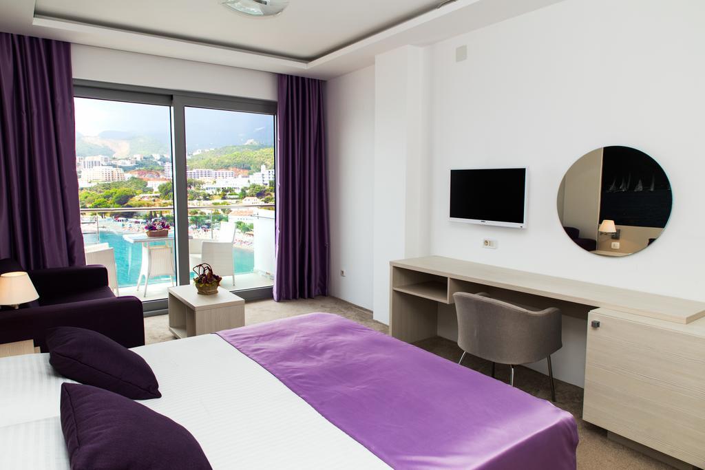 Deluxe Triple Room Sea View