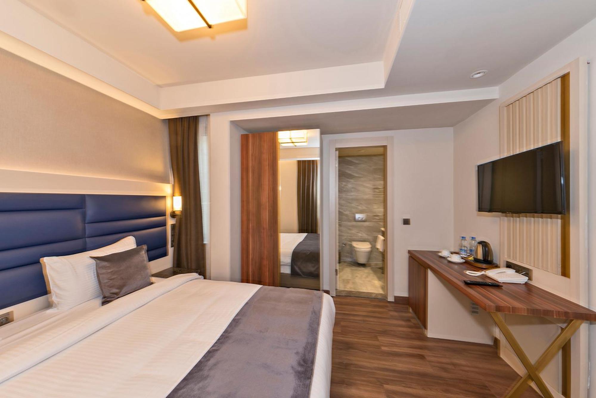 Economy Double Room