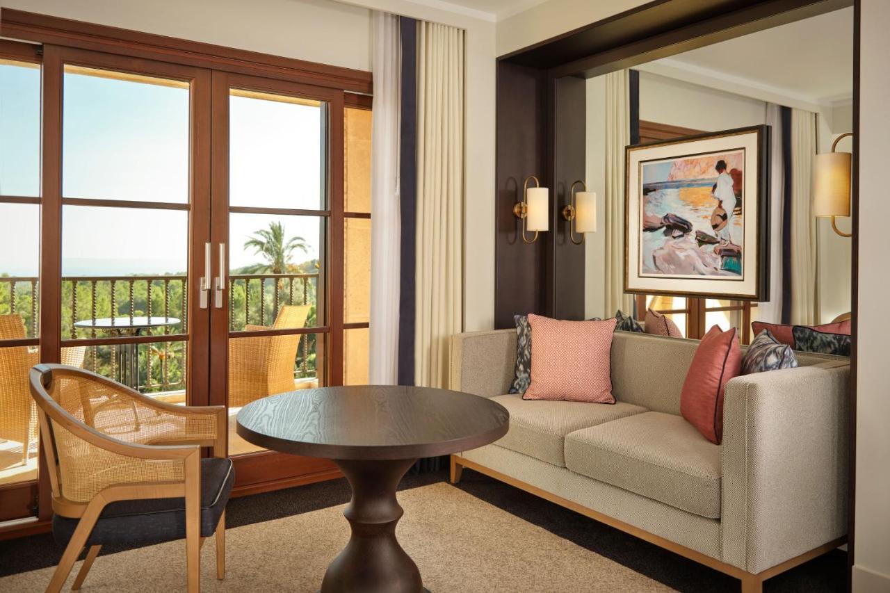 Deluxe Terrace King Room Balcony Garden View
