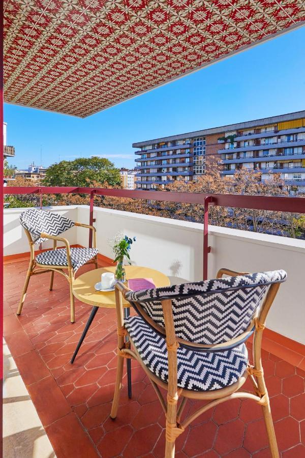 Comfort Double Room with terrace and city views