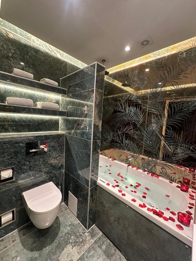 Twin Room Spa Bath Balcony
