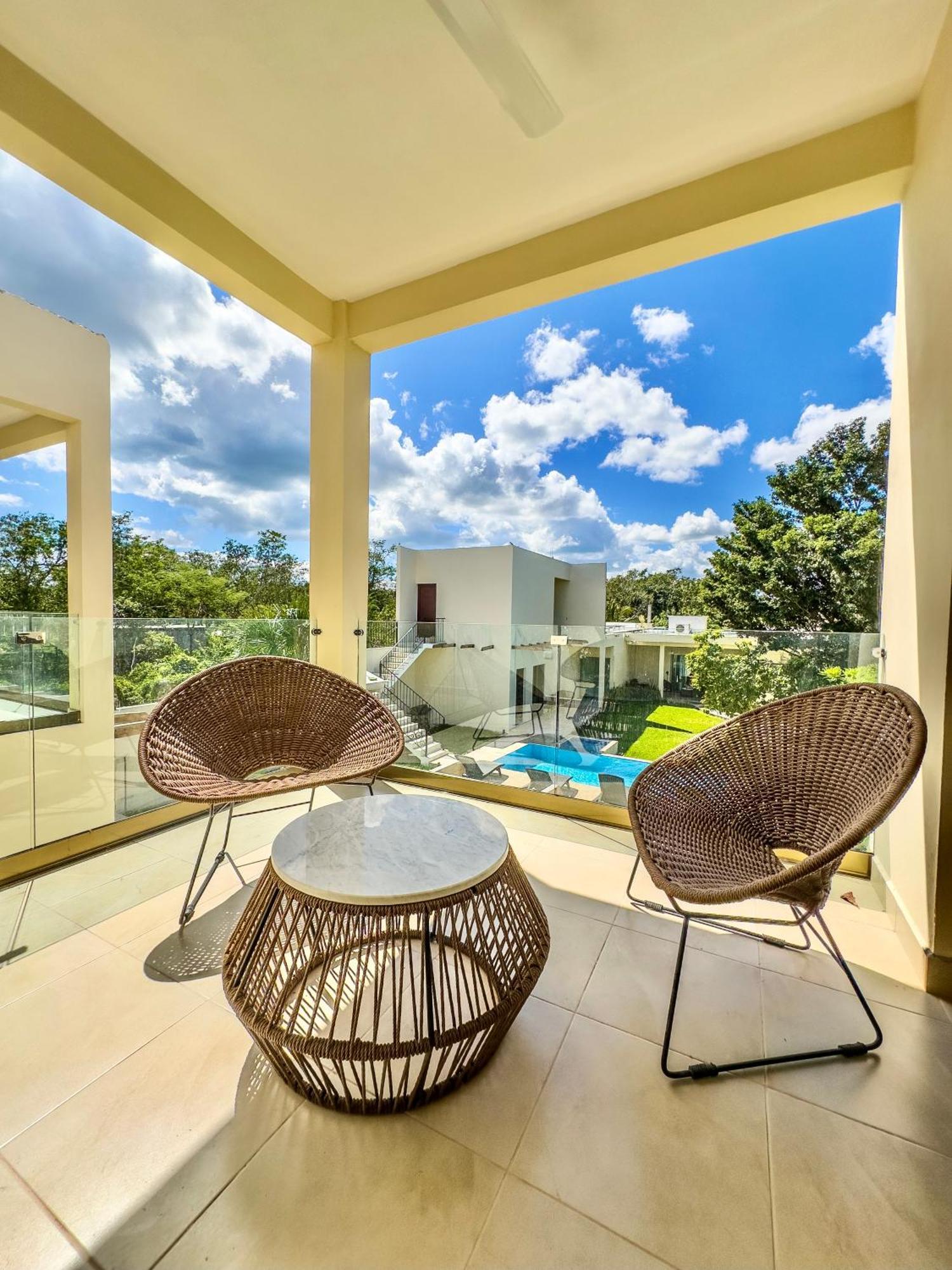 Suite Balcony