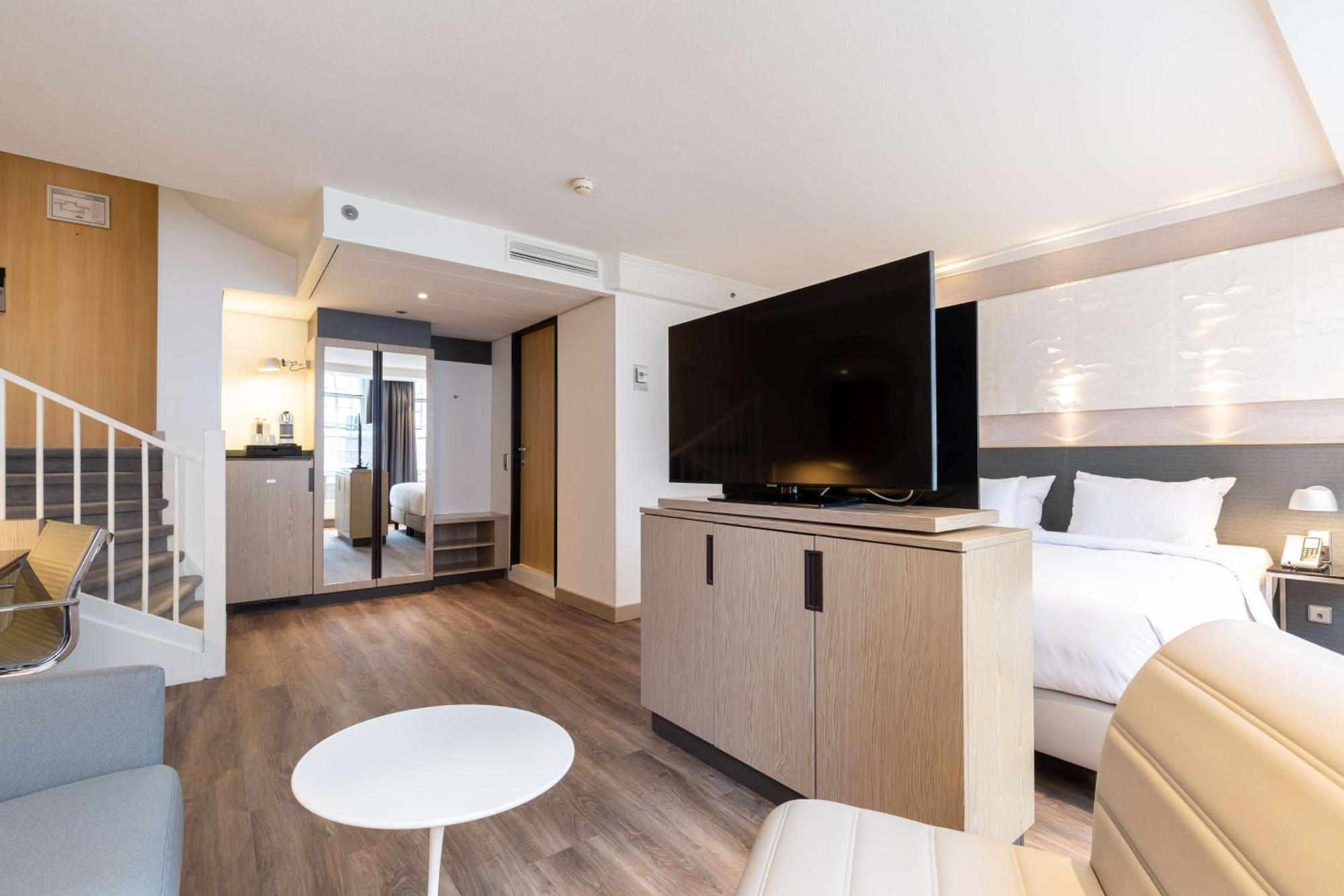 Junior Suite,1516440418:JPEG