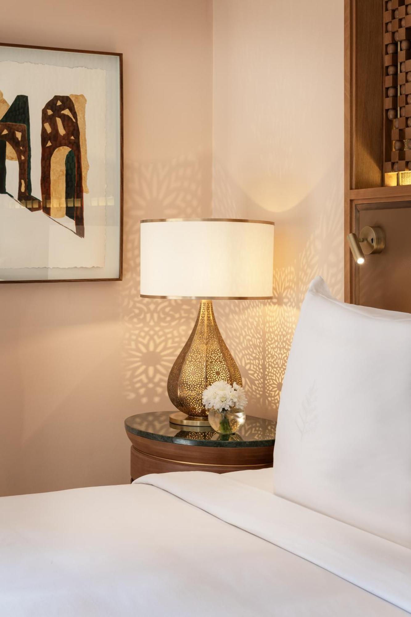Deluxe Garden View Room King Bed