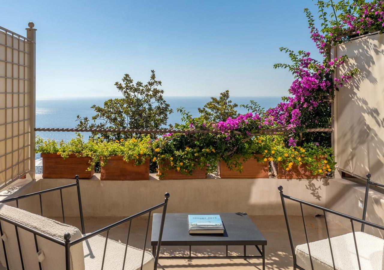 Deluxe Terrace Room