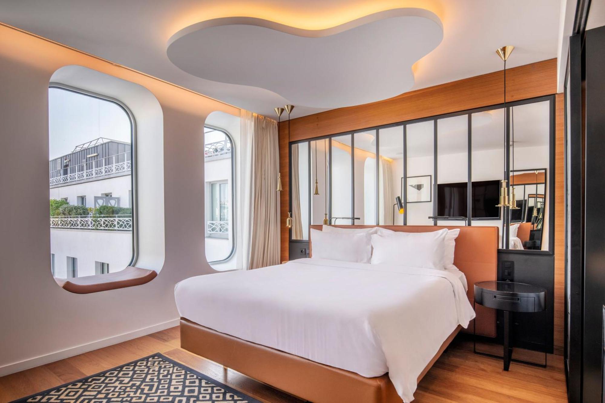 Bobo Kamer met Kingsize Bed - Uitzicht op Tuin of Stad