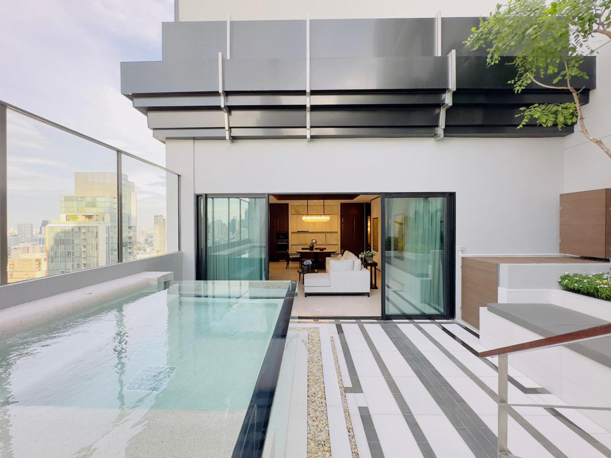 SILQ Penthouse Plunge Pool