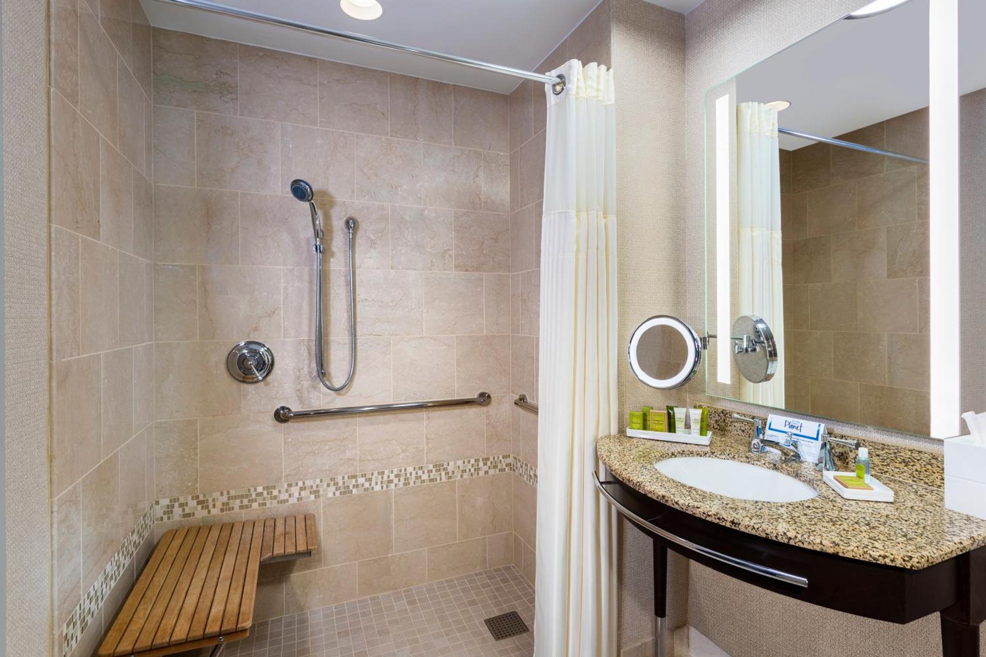 Queen Room Two Queen Beds Roll Shower Mobility Access or Non-Smoking,1623652865:JPEG