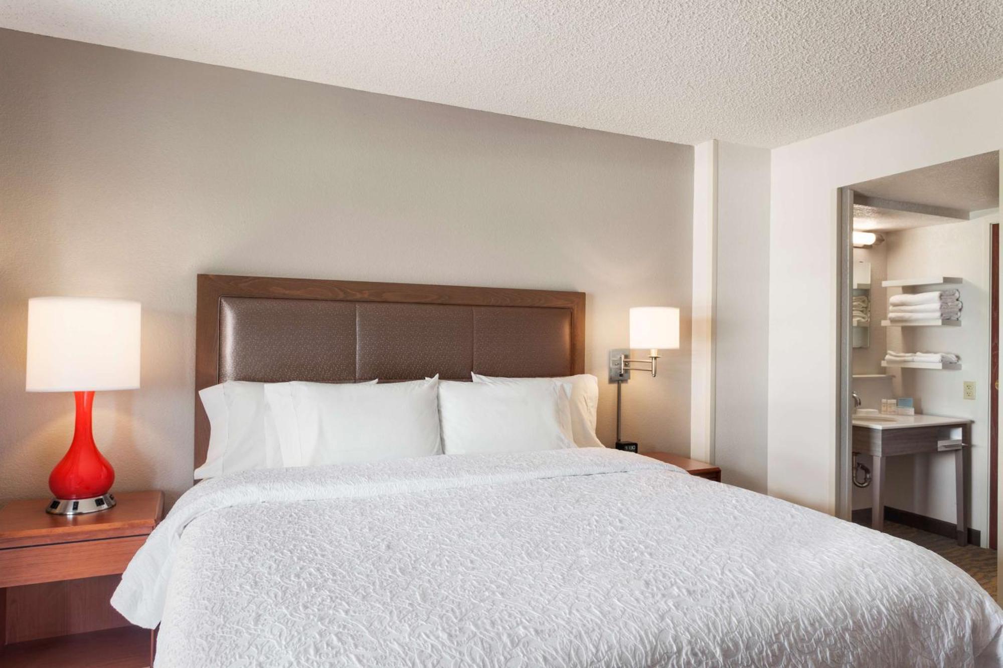Suite mit 1 Schlafzimmer mit Kingsize-Bett und Balkon