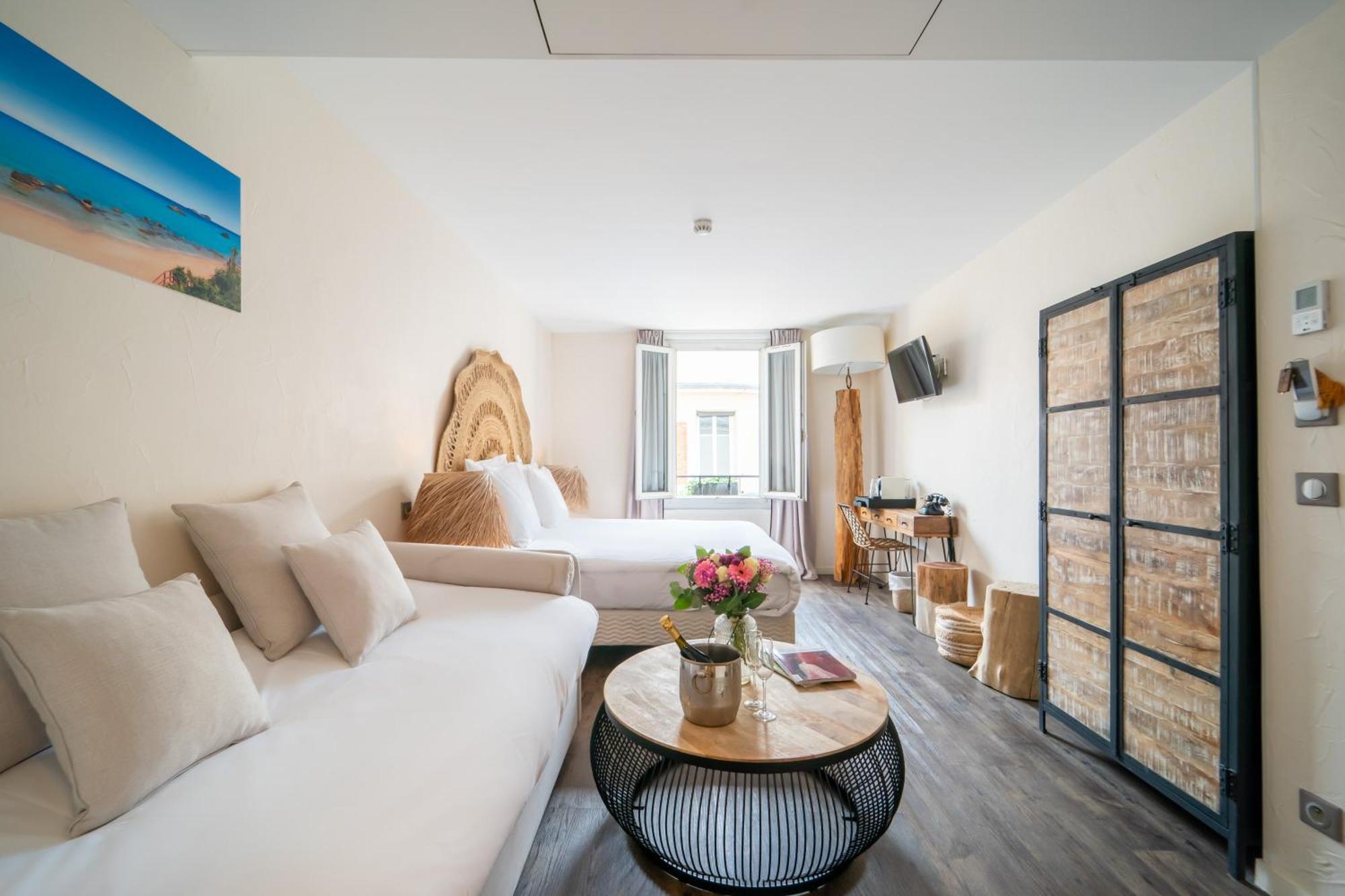 Suite Grand lit double lit simple
