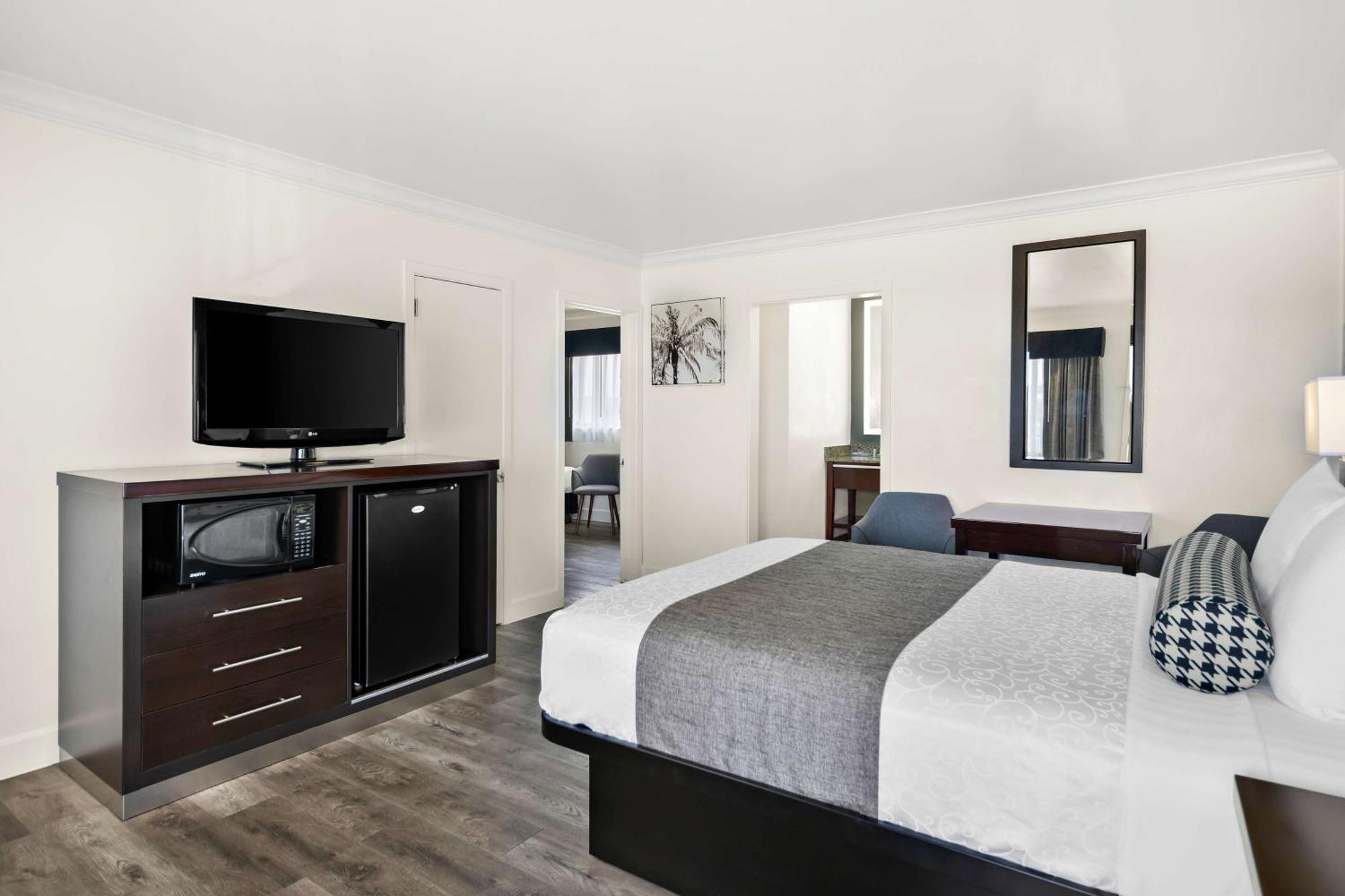 Deluxe Zimmer mit Queensize-Bett - Nichtraucher
