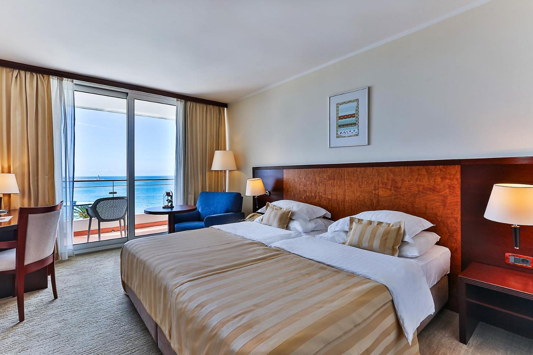 Double or Twin Room Balcony Sea View