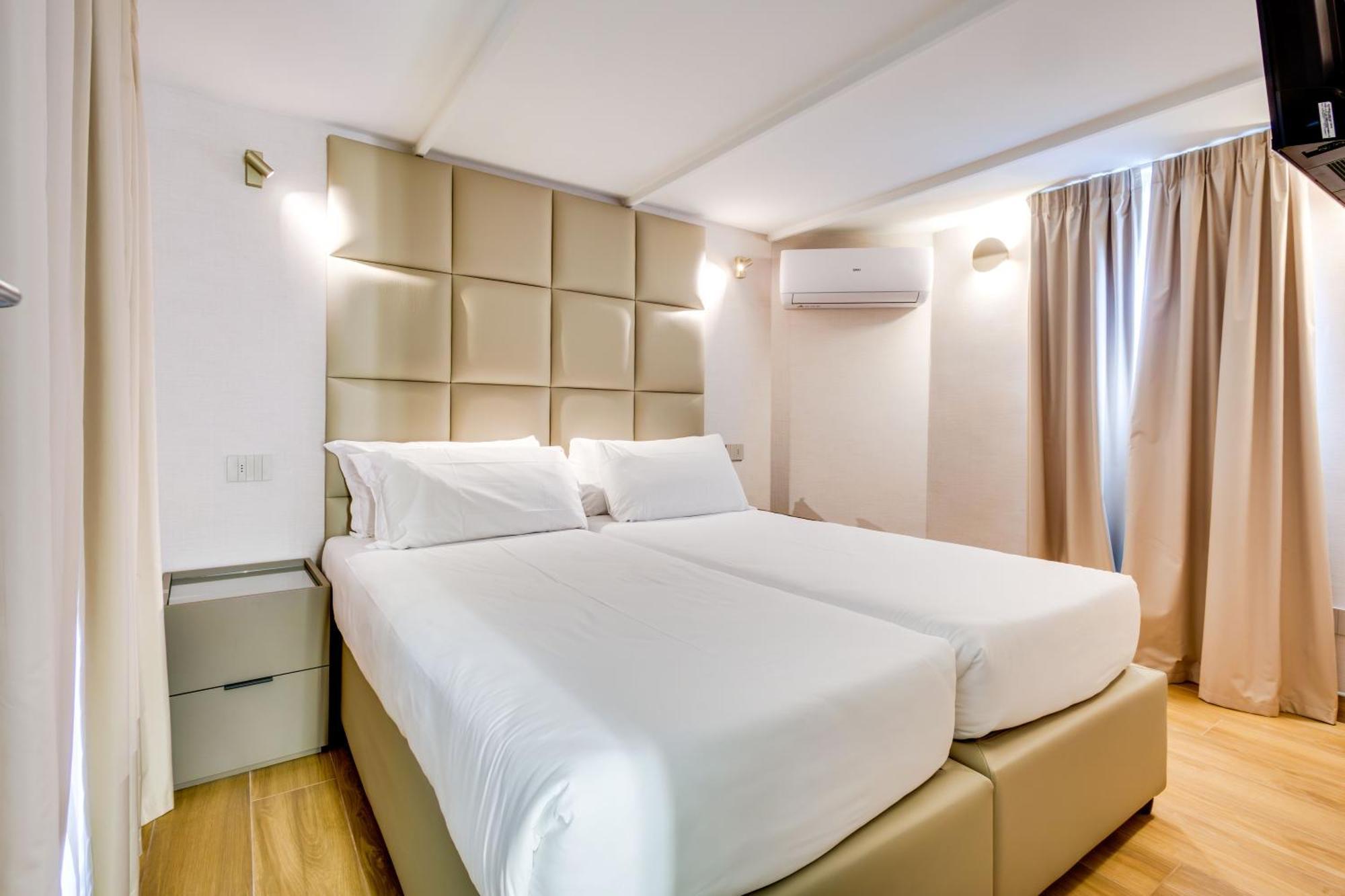 Suite with Terrace,1611097361:JPEG