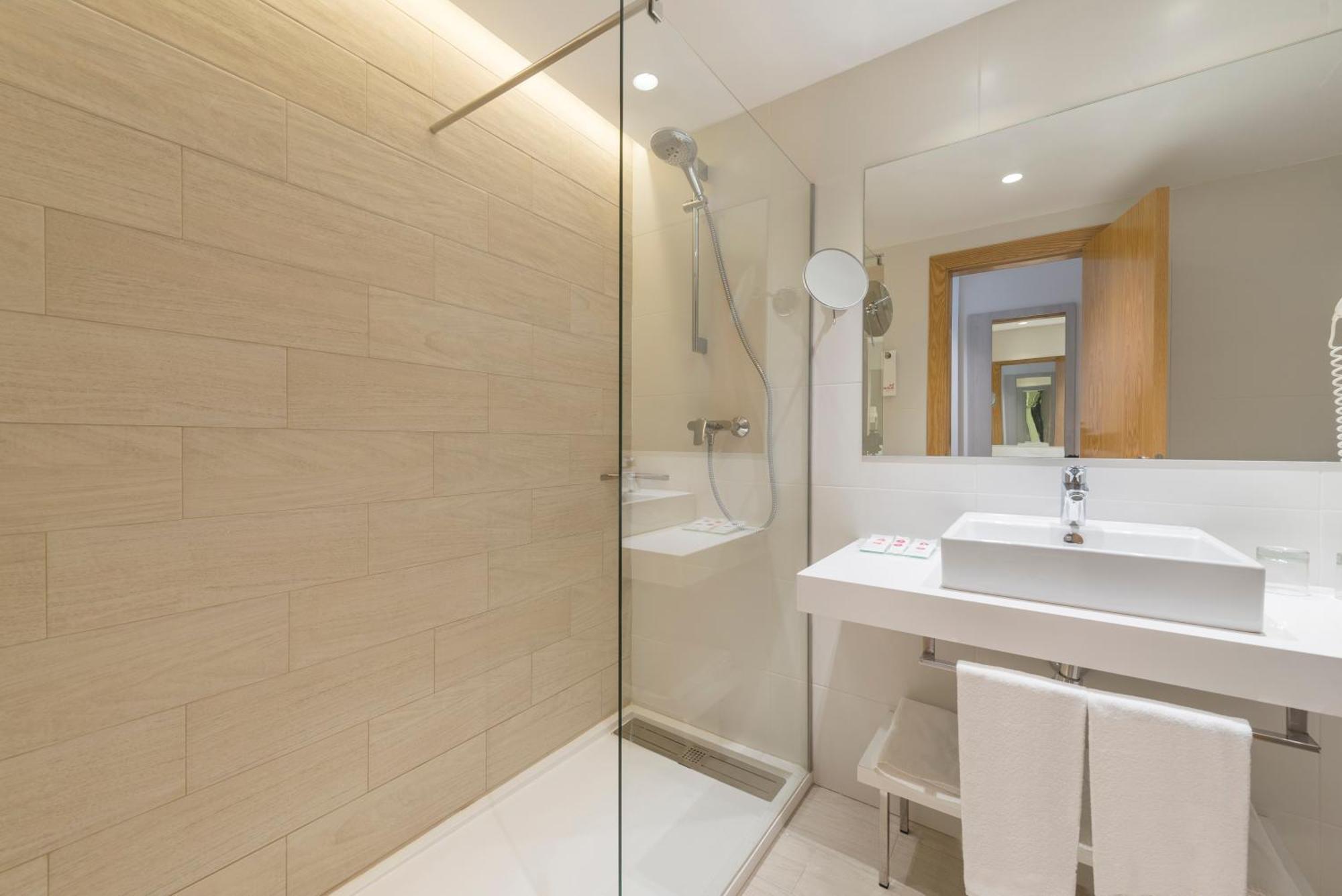 Budget Double Room,1614351153:JPEG