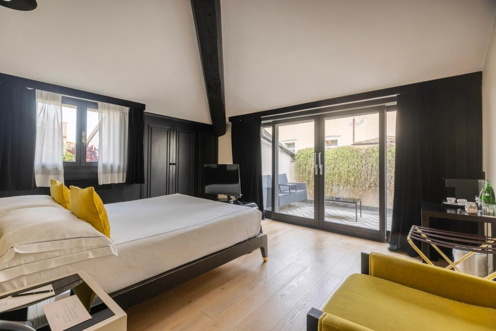 Quarto Duplo com Varanda