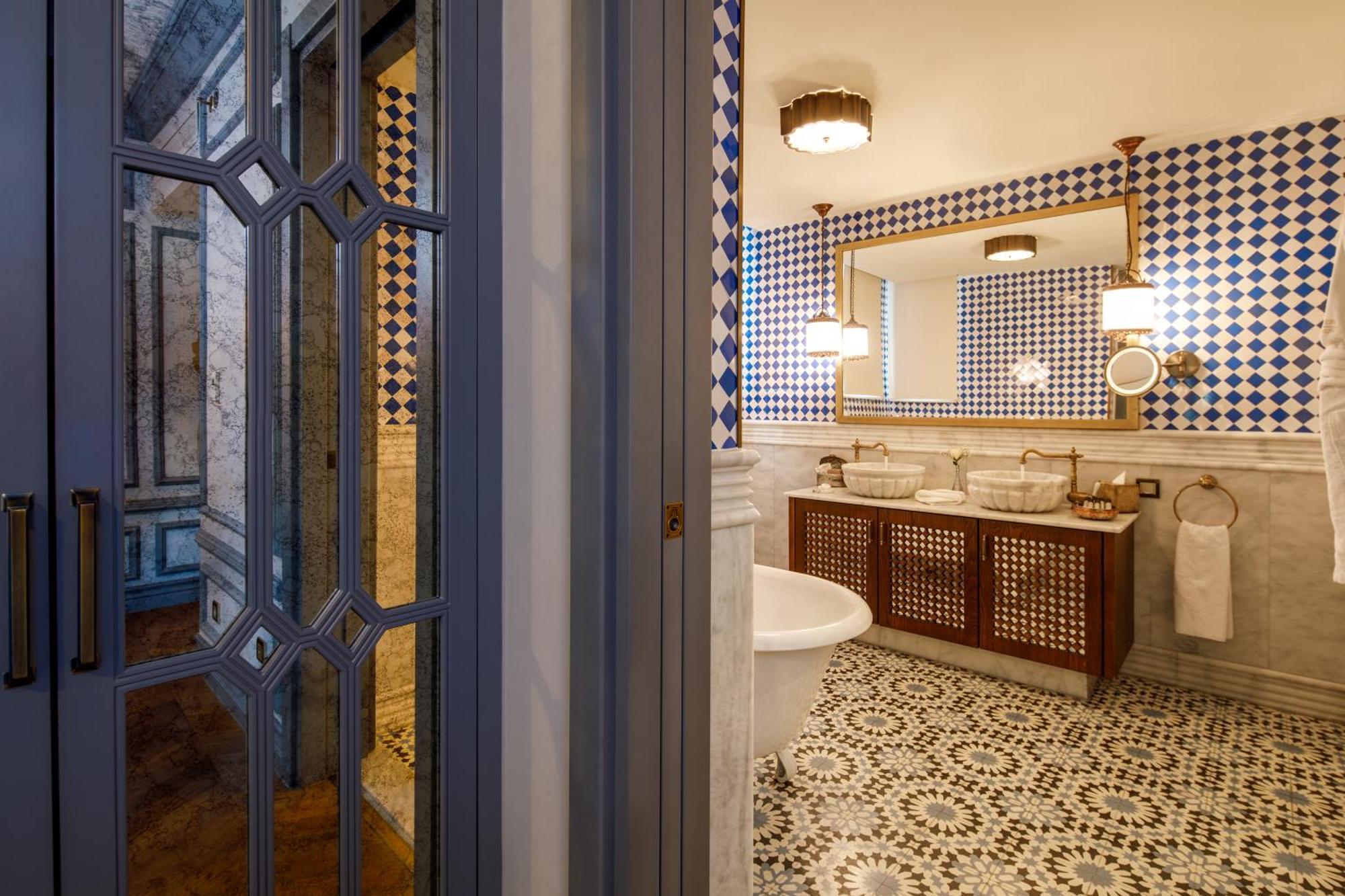 King Guest Room