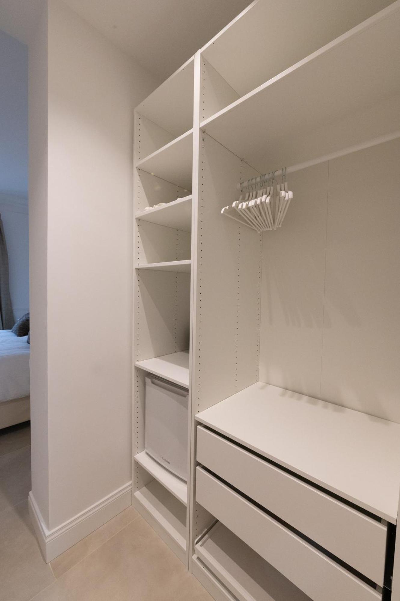 Deluxe Double Room Bath
