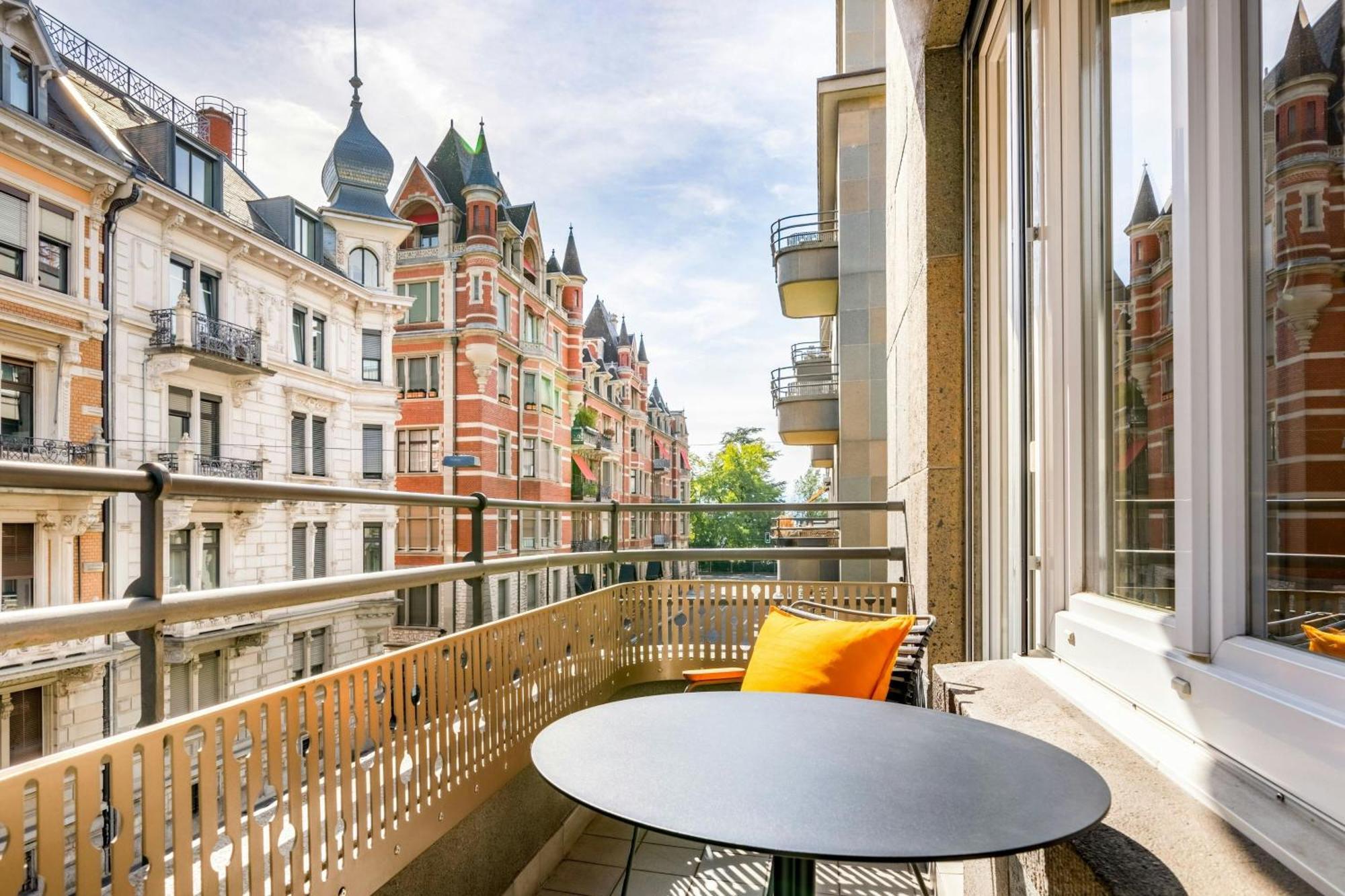 Grand Superior King Room Balcony