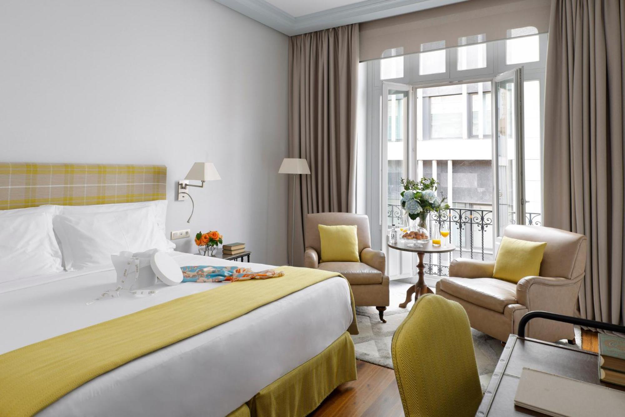 Superior Room,1659485476:JPEG