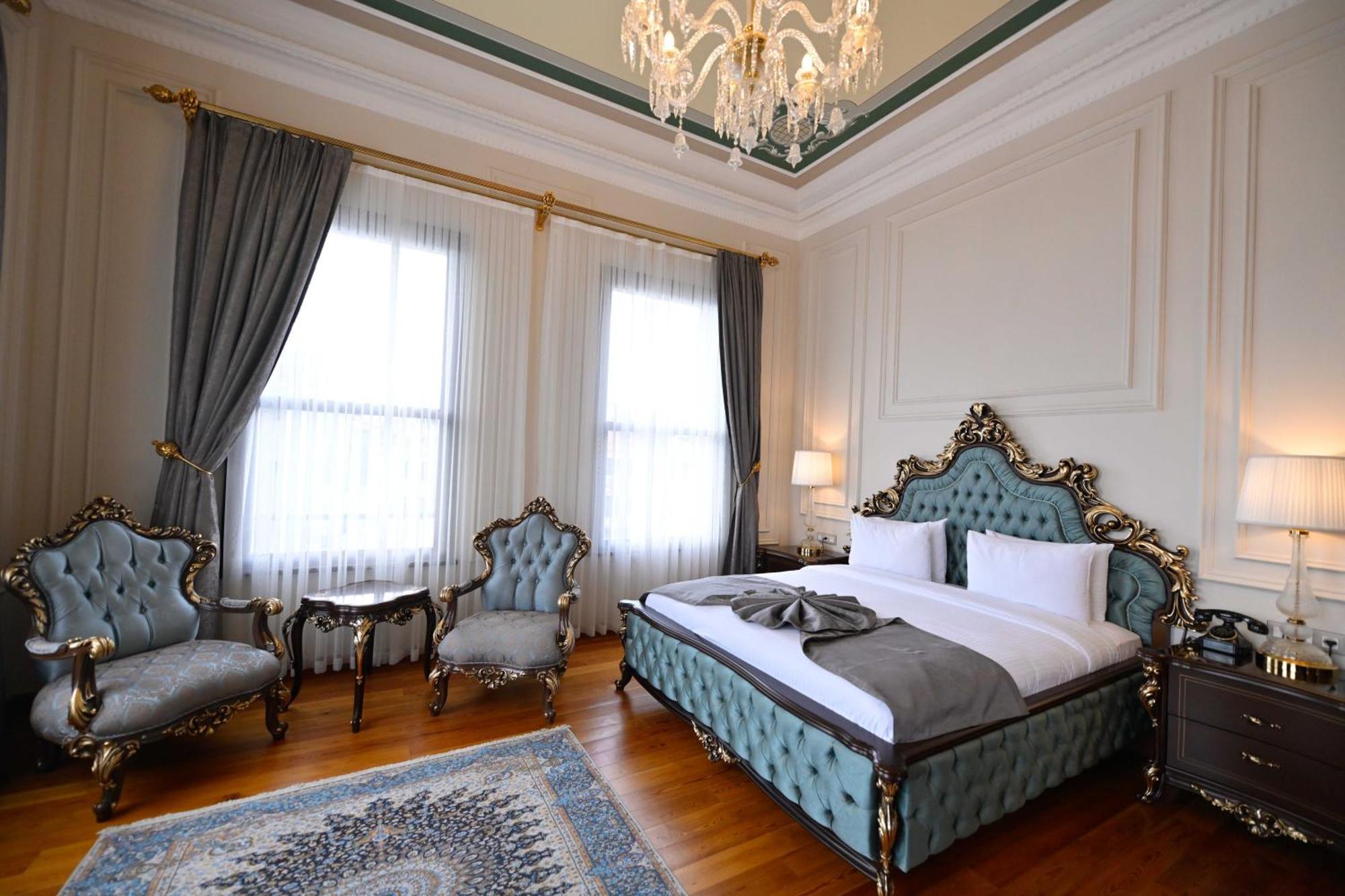 Standard King Room