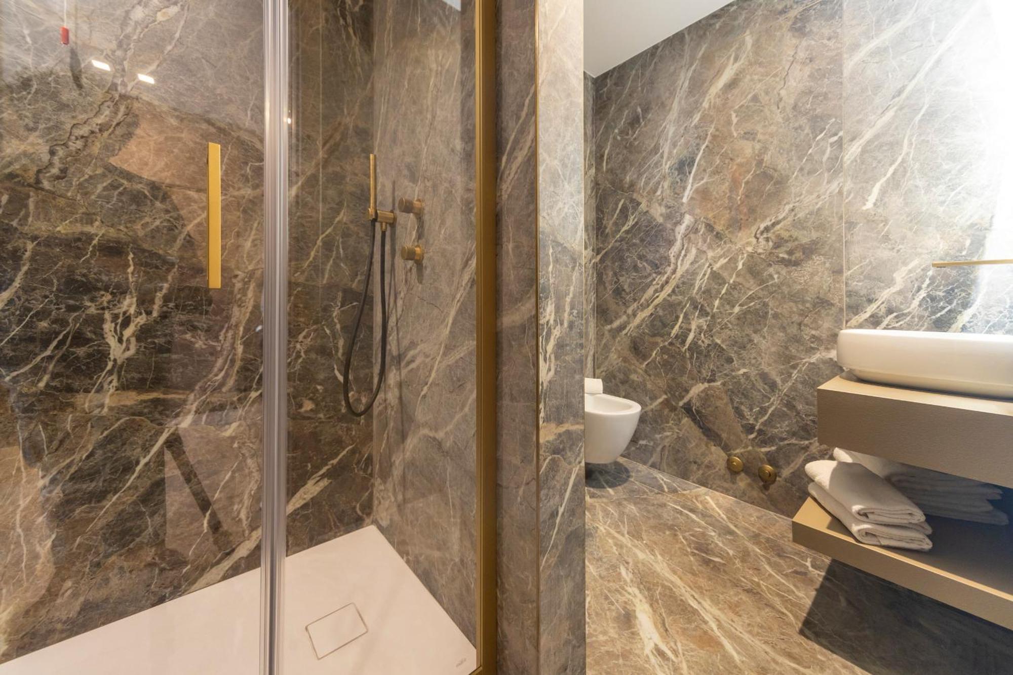 Exclusive Suite Spa Bath