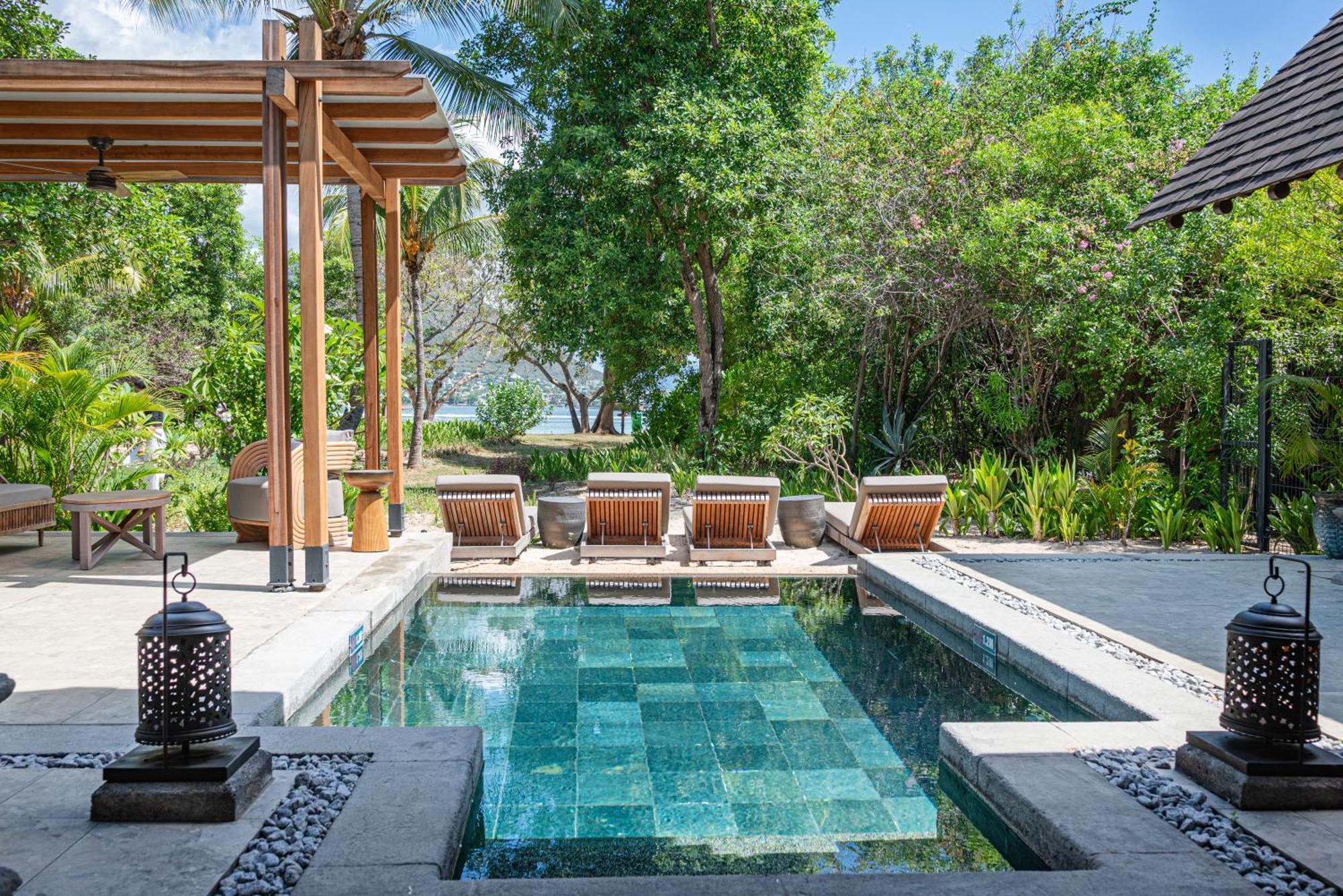 Family Beachfront Pool Villa 2 Bedroom